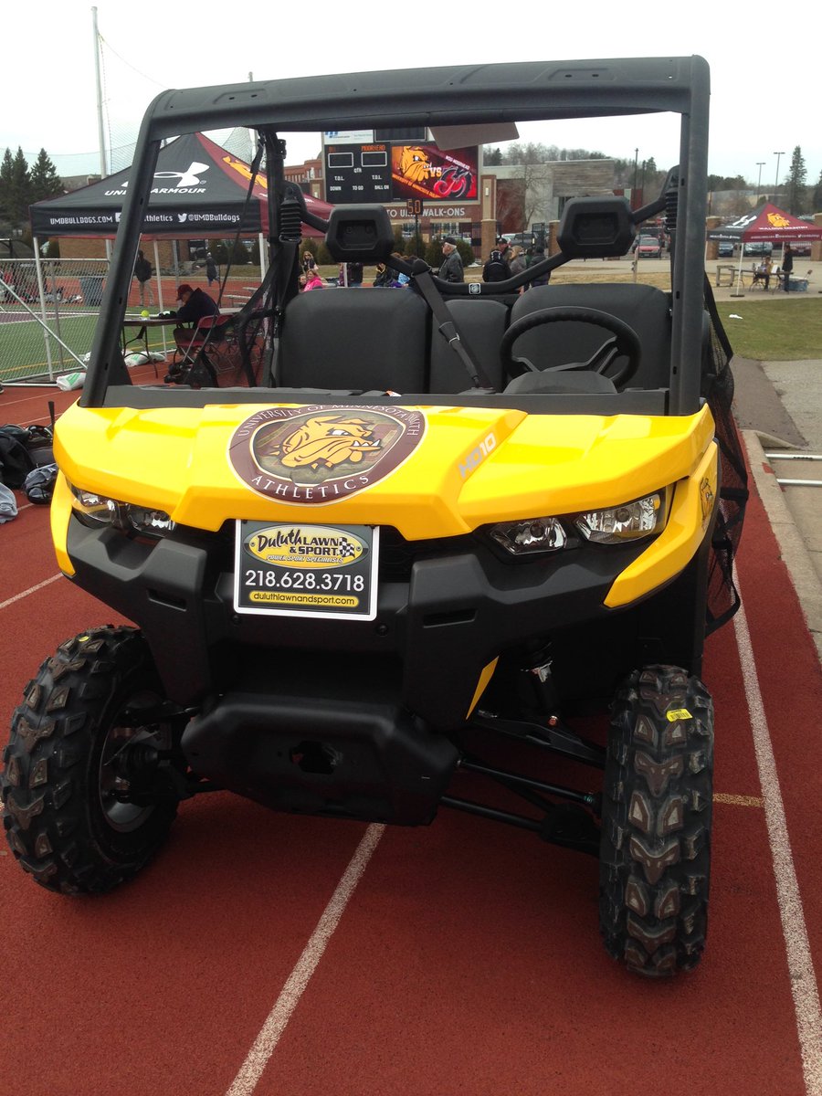 UMD_Softball's tweet photo. Check out @UMDATC new ride. #RidinInStyle #FreshOffTheLot https://t.co/PwuUvejzdY