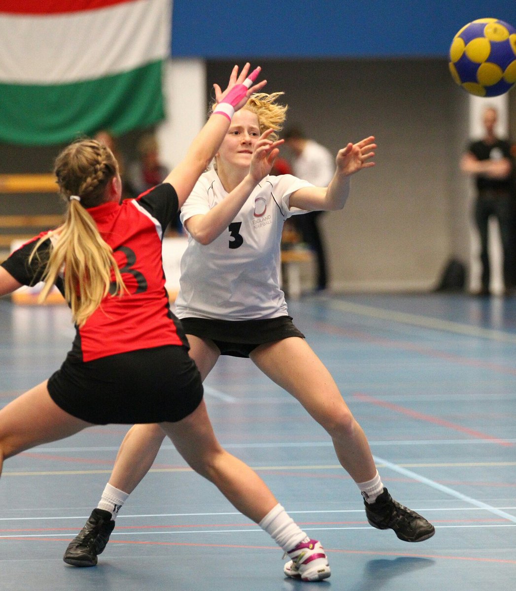 EnglandKorfball's tweet photo. What did you do over the Bank Holiday? These girls represented their country. #thisgirlcan #mixedsexsport #korfball https://t.co/StwiExI38k