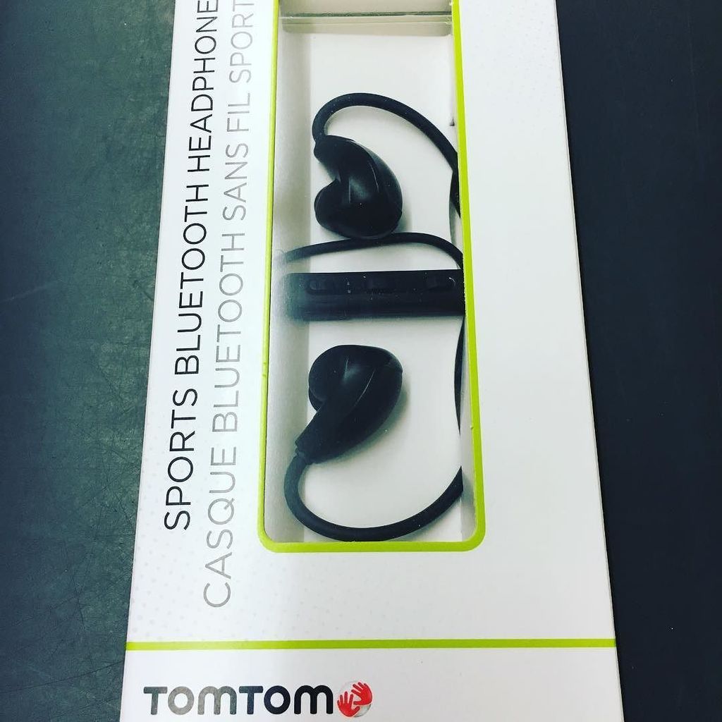 ormedianl's tweet photo. #tomtom sport koptelefoon #running #fit https://t.co/uNGnQ3WSCd Koop die van jou op https://t.co/FzC8as5xqM https://t.co/mj7nYRLMcw
