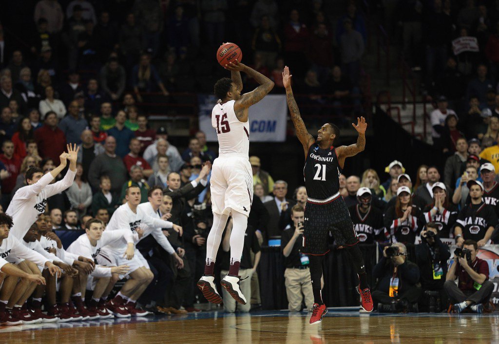 SJUSMC's tweet photo. Isaiah Miles Career Wrap Up https://t.co/5VnMv1752s https://t.co/TgRLZOtnV7