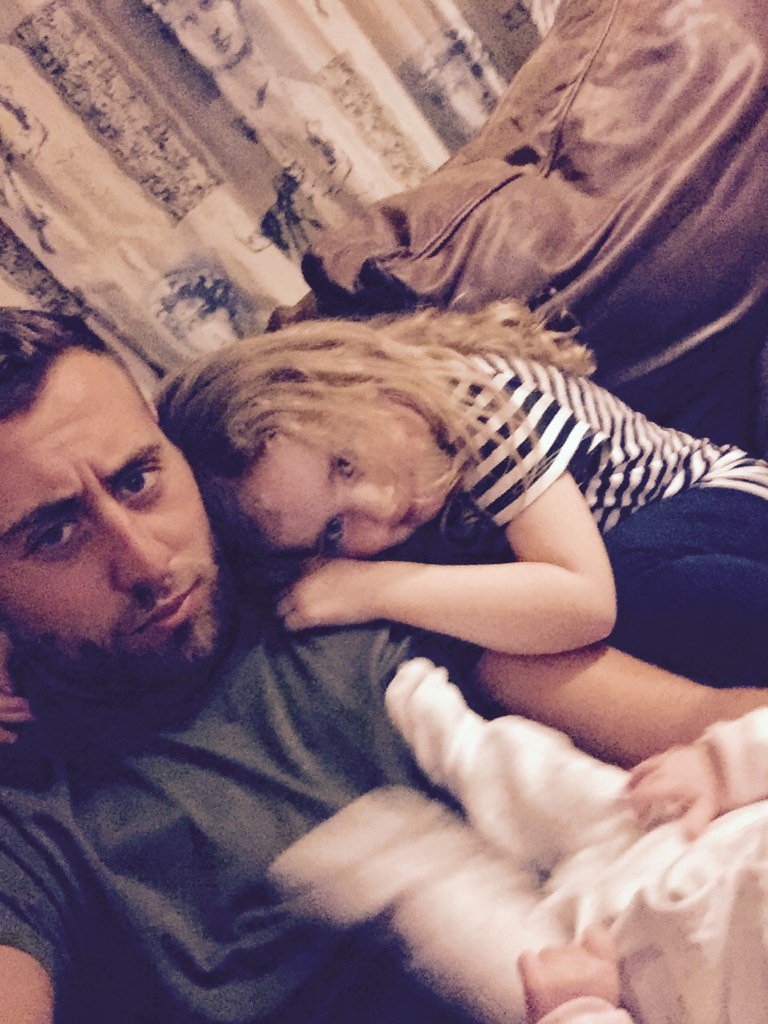 harry_cullum7's tweet image. My 2 favourite girls #uncleH 😘 @Tommy_Cullum @LoisLomas
