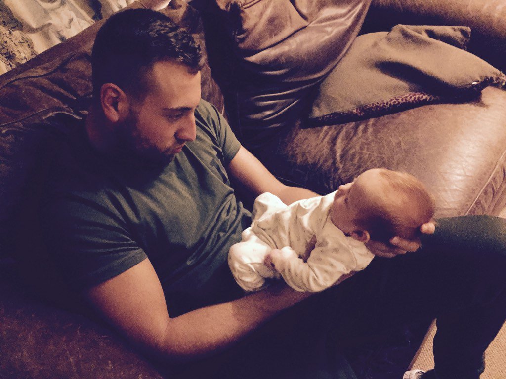 harry_cullum7's tweet image. My 2 favourite girls #uncleH 😘 @Tommy_Cullum @LoisLomas