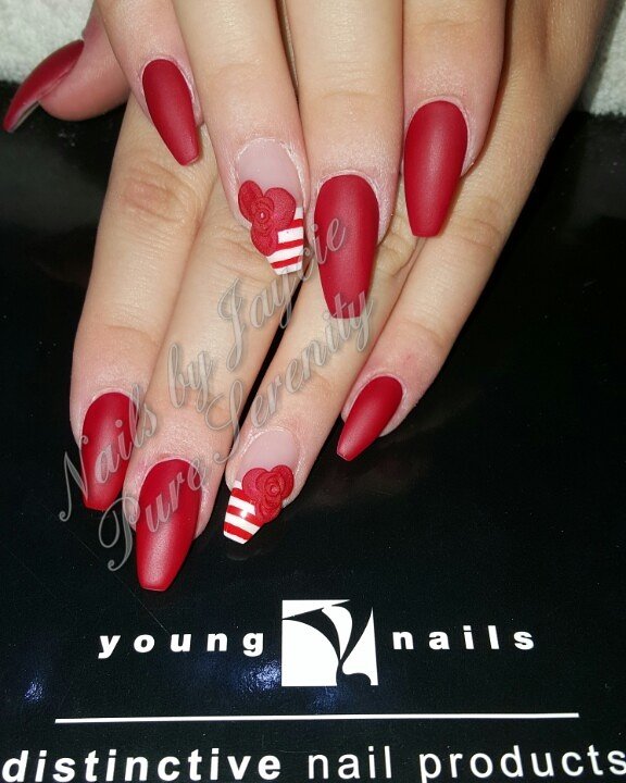pureserenity4's tweet photo. #nails #nailsinblackpool #nailsbyjaycie   #stilletonails  #naildesigns #sculpturednails #3dnailart #nailart https://t.co/4rTxQmCp57