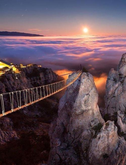 BeautifulLands's tweet photo. Bridge to the Sky - Ukraine https://t.co/IlNjhGnalU