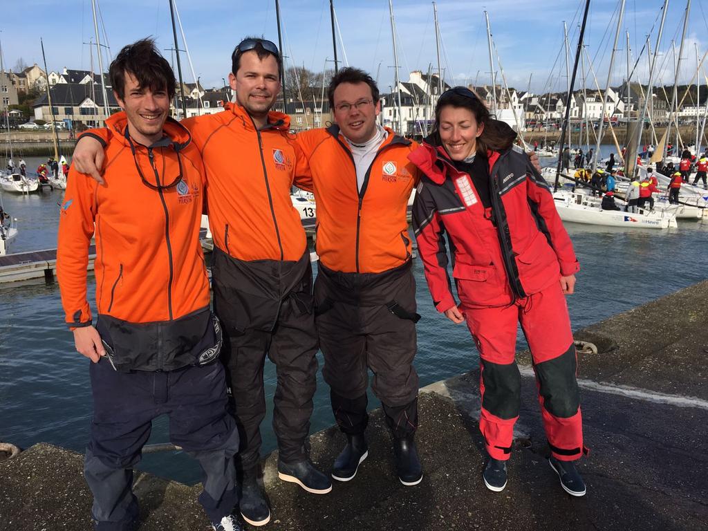 NotAir_enMer's tweet photo. Fin du spi ouest France 2016 avec seulement 4 manches courues le vendredi; la tempête ayant eu raison des équipes https://t.co/LhDDxNjiad
