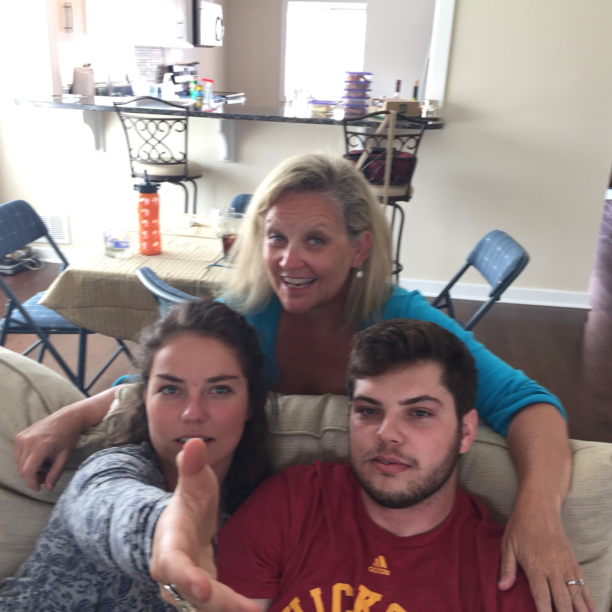 Kelly ries (@kellyautryries) / Twitter