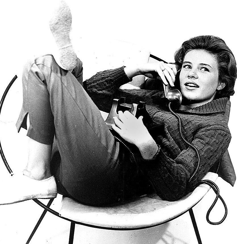 RIP to Oscar Winner Patty Duke who passed away today at age 69. repeat4. sh...