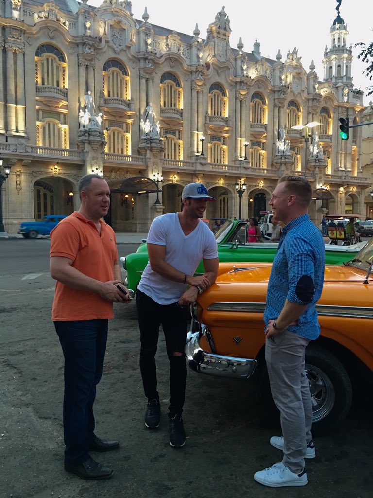 willylevy29's tweet photo. Caminando por La Habana https://t.co/abXa4An0zl