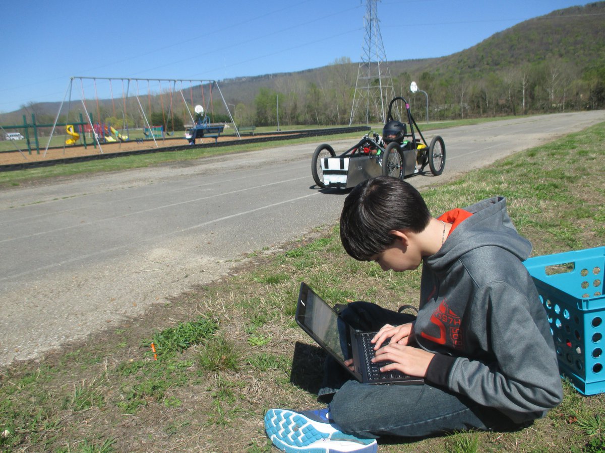 EaglesRacingGP's tweet photo. CMS Eagles Racing shaking off the winter slump.  Data is looking good!😂🌅 #HCSGreenpower https://t.co/xJiC9Rttou