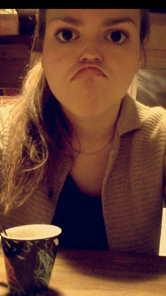 DardanoLisa's tweet photo. Grazie amiche ahah @BiancatoaderRo @marta_ottin https://t.co/oYbFnqMbUO