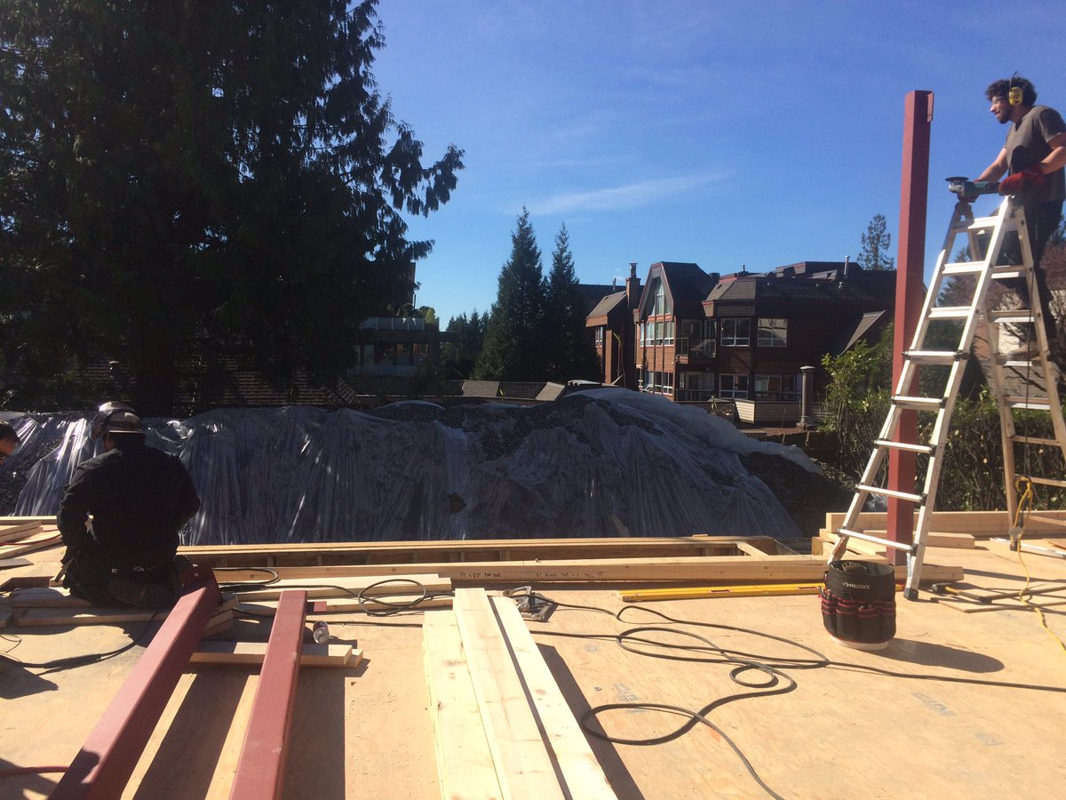 RickGauthier2's tweet photo. @StandardTC More onsite steel work. #puremetal #heavylift #hiab422 #standardtc https://t.co/0Vp6KBYk8v