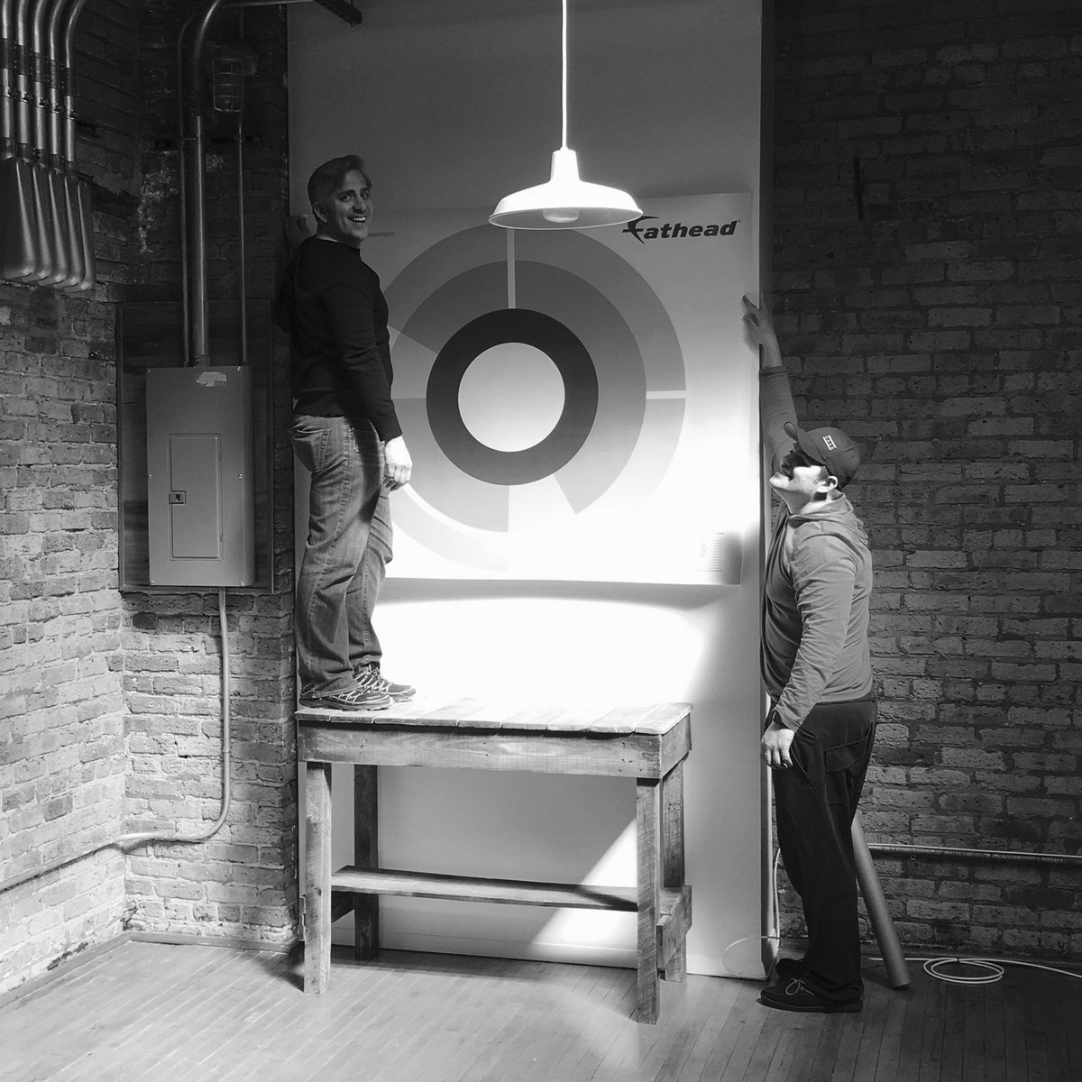 OutreachEXprts's tweet photo. Last night our new office was painted, and today we are adding our mark! #outreachexperts https://t.co/8MQhtNC0vi