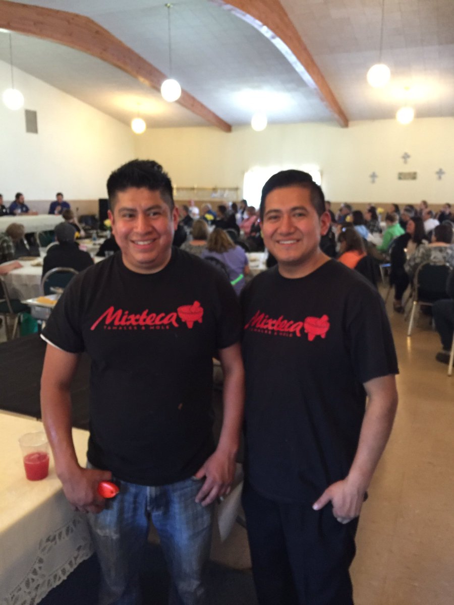 mindandmatter's tweet photo. Amazing tamales from Mixteca catering in #pdx #webuild2016 during Living Cully tour with @Habitat_org https://t.co/E5qf1LfU5l