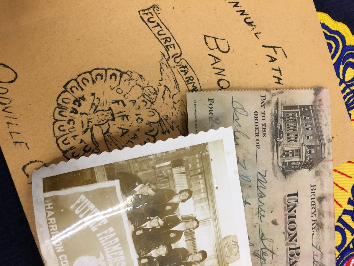 _gracieeee_'s tweet photo. Ms. Russell found these treasures in the Ag rooms today! #kyffa @BeccaAnnRussell https://t.co/G3tE9VX5K2