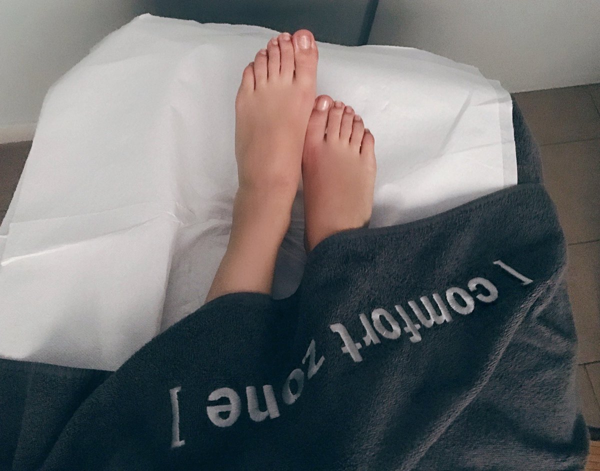 SoniaGrispo's tweet photo. Questo fino lunedì è iniziato con un massaggio express da 30 minuti da @comfortzone_spa. Arriva la #bodyweek 💆🏼 https://t.co/aO76vOESpE
