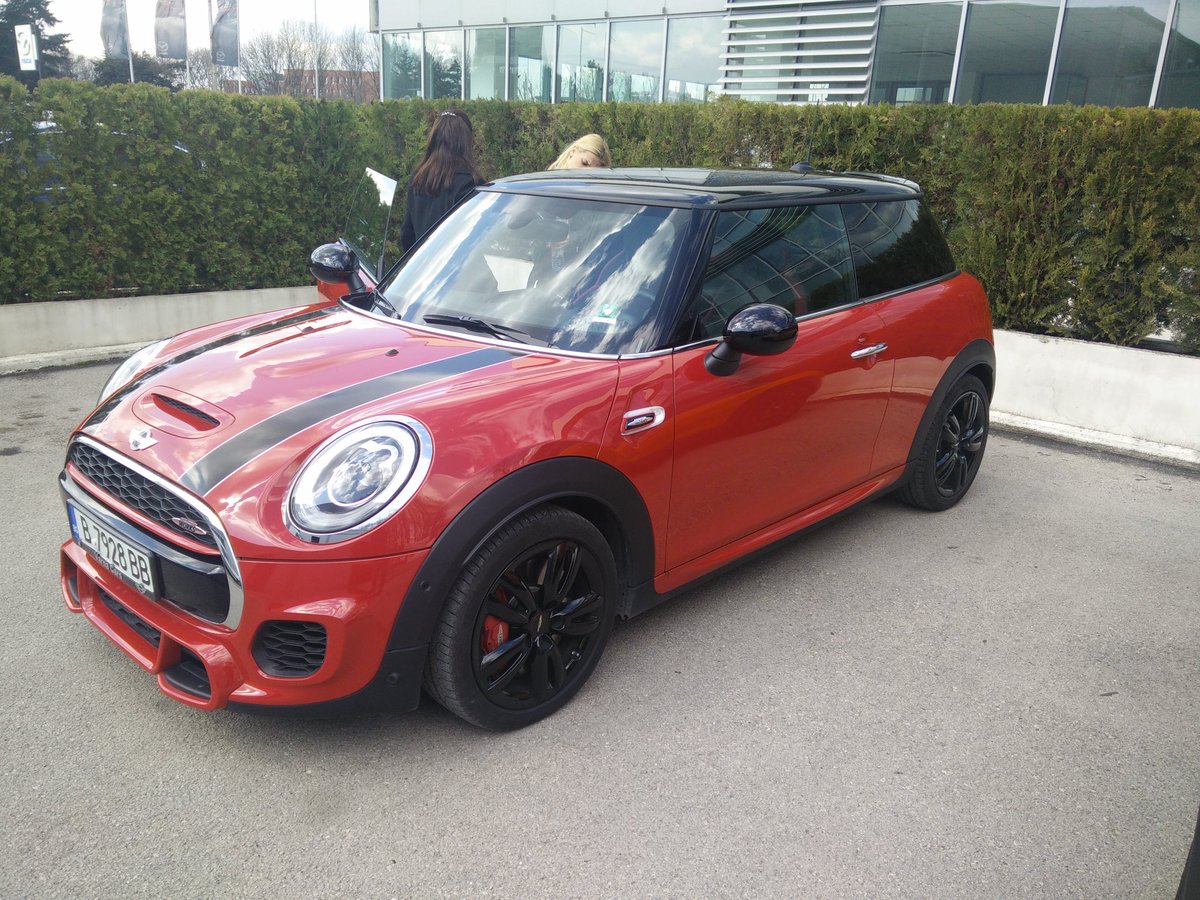 allcargadgets's tweet photo. ๐ฑ @MINI 231bhp little rocket ๐loved testdriving it ๐#johnworks https://t.co/YPtRPZOc9N
