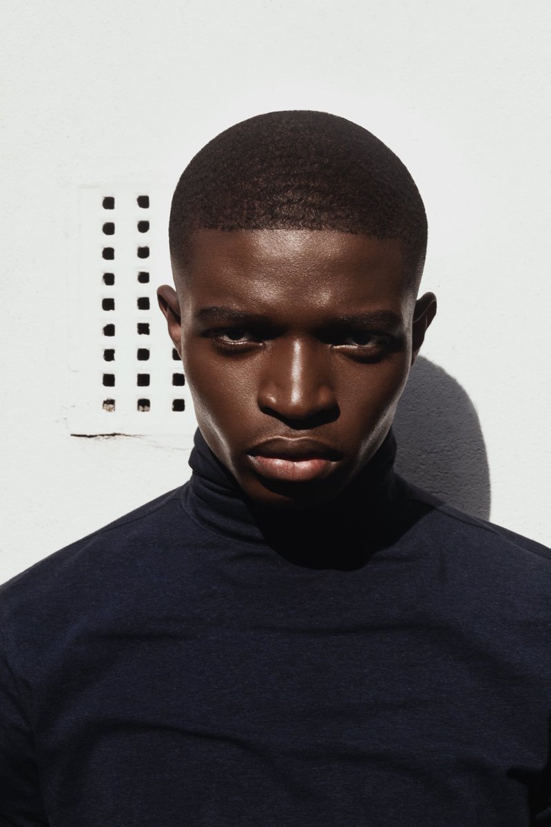 condrycalvmlilo's tweet image. Teasers for you because the project is gonna be ⚡️🔥🍫🍫

@Teni__  and @ike_nwachukwu  for my #BlackBoys/Girls Project