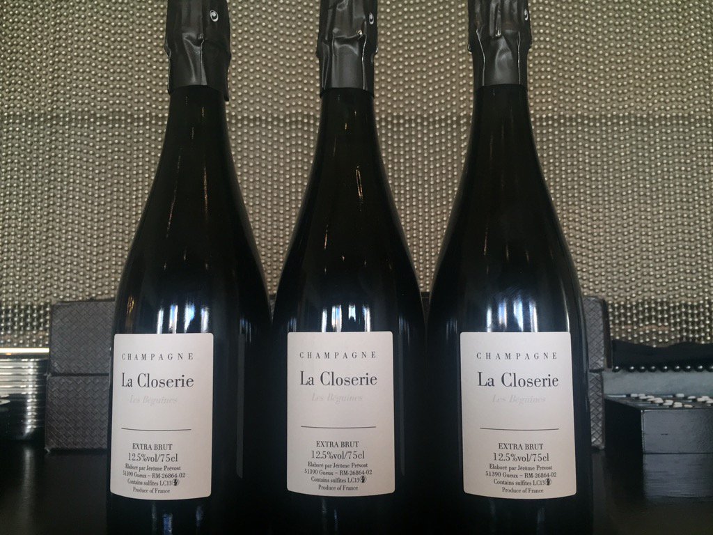 Acadia_Somm's tweet photo. New champagne at Acadia! #getsomm #fizzywizzy https://t.co/sNlLsclJfG
