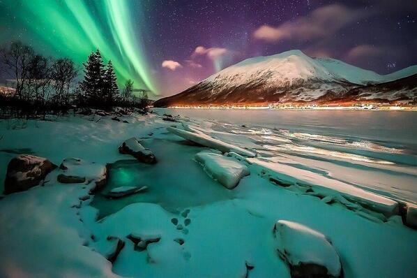 ColorfuISkies's tweet photo. Aurora Borealis in Norway https://t.co/vr7BfobYxv