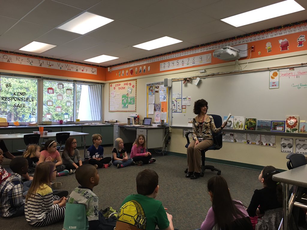 StPierreSingh's tweet photo. Thank you Mrs. Marchbanks for coming in and reading to us for Guest Reader Day! 📕📖 #LBEallaboutthekids https://t.co/oHldEzZnyg