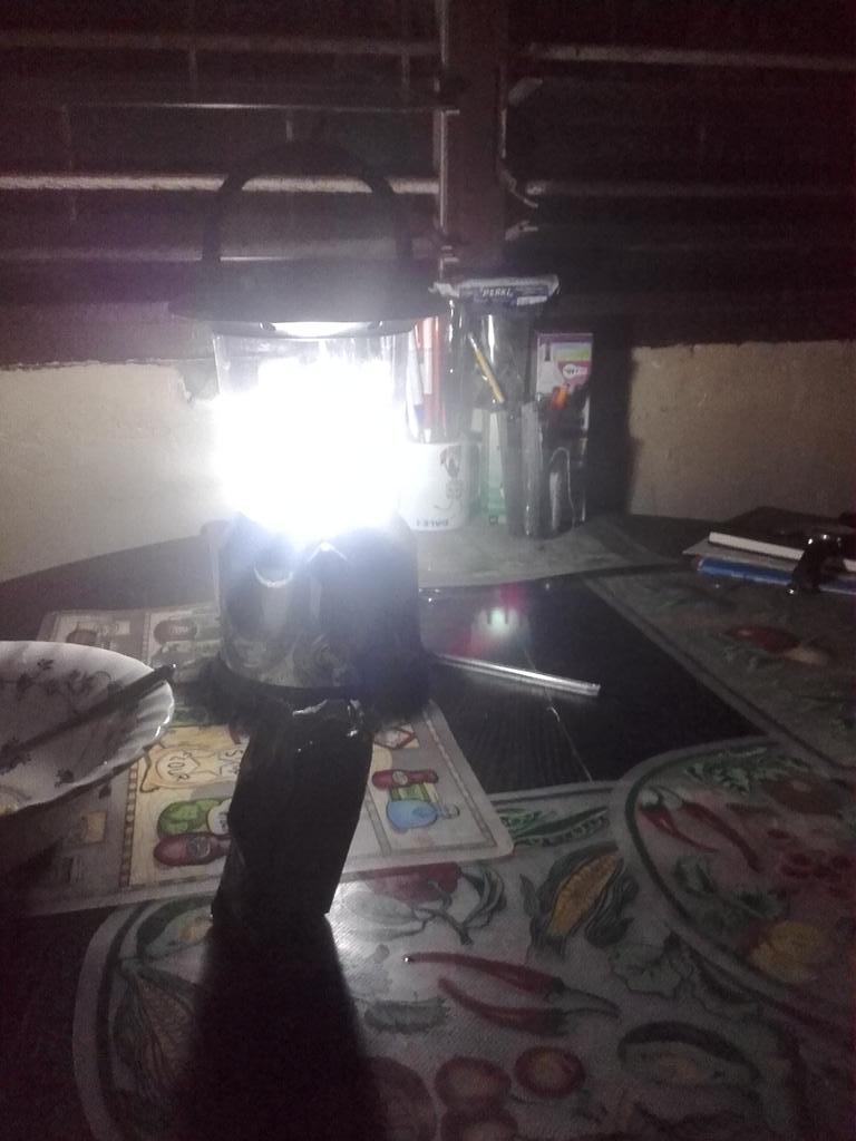 SirAmankwaah's tweet photo. #Youseesay Mahama come take my light ... I no go fit watch #KumKumBagia ... https://t.co/l2jAb0KQjd