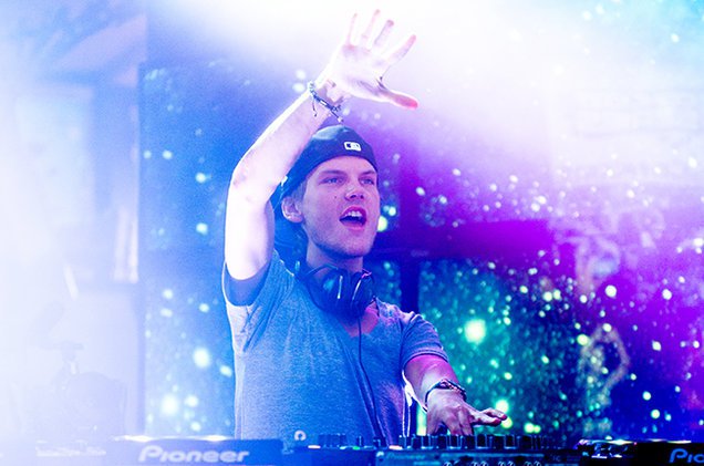 medialuke's tweet photo. Avicii, you do you. https://t.co/eCFAEZrOPv https://t.co/kpbd8h6xcm