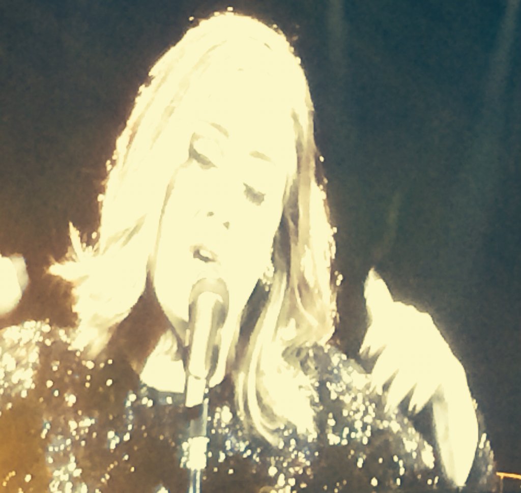 RWUK01's tweet image. What a fantastic performance from @Adele at the @GentingArena, superb show #AdeleLive2016 #Adele #gentingarena
