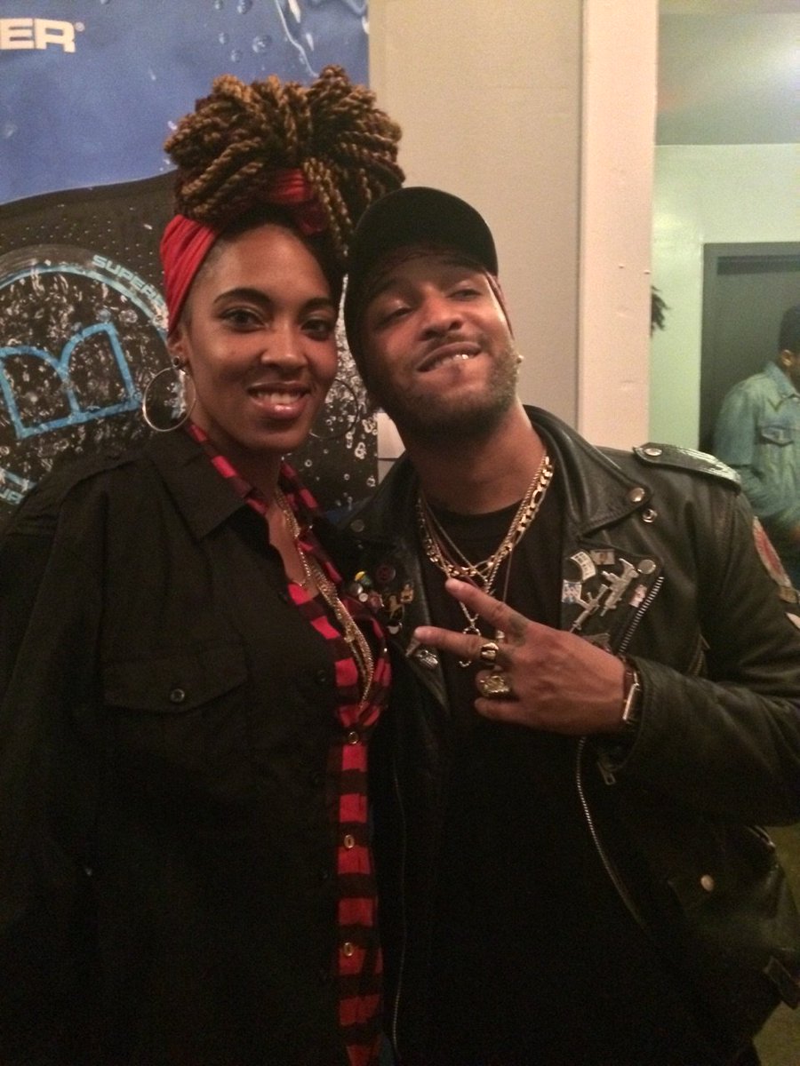 MonStarJazz's tweet photo. #MyMusicPlug #SXSW @RoJamesXIX was a great honor, pleasure to meet Mr. Ro James himself amazing and soulful person https://t.co/frLLHHpdSV