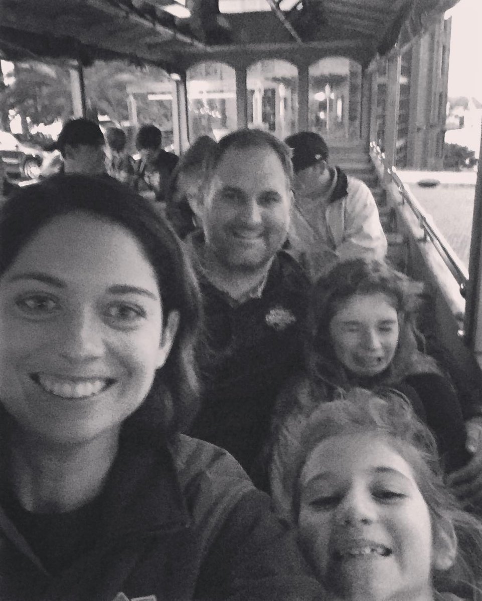 OldSavTours's tweet photo. The families feelings about the #ghosttour. #oldsavannahtours #savannah by aunelle https://t.co/Ox5uPH919m
