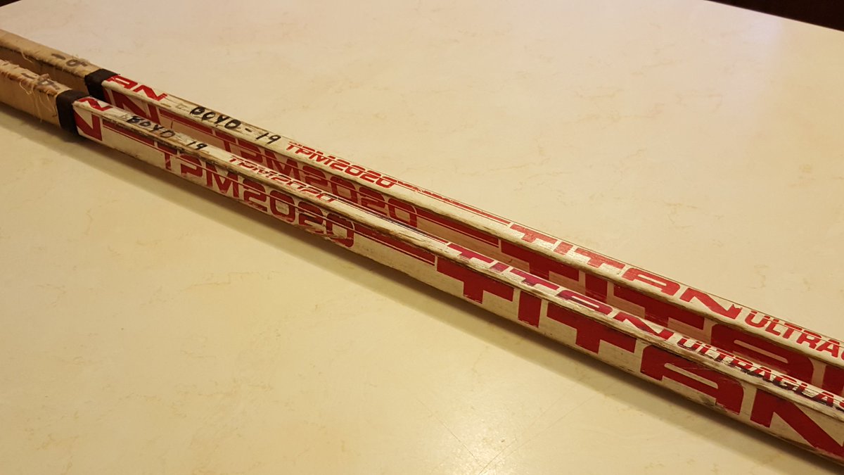 thekid_317's tweet photo. @jtownchief7 got these prized possessions still fully intact.given to me as a child by my favorite player #IndyIce https://t.co/Q6PIZmGeuR