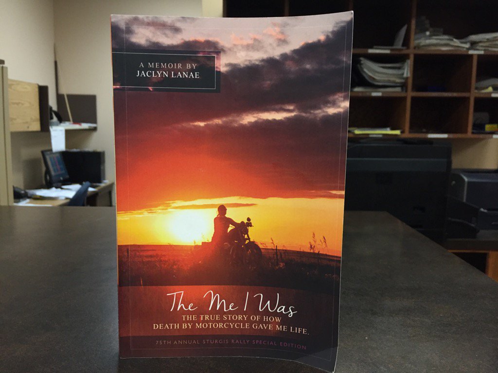 heleneduhamelTV's tweet photo. Get your copy of The me I was by @JaclynLanae @MitzisBooks .#kotaReads. Meet the author Friday #NewsAtNoon https://t.co/19Y8yz50KL