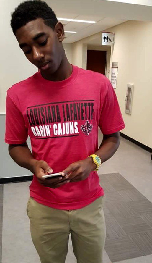 DMHOOPS's tweet photo. P.J. Hardy newest addition to Ragin Cajun family! #ULL https://t.co/eIK5A6Oi2f