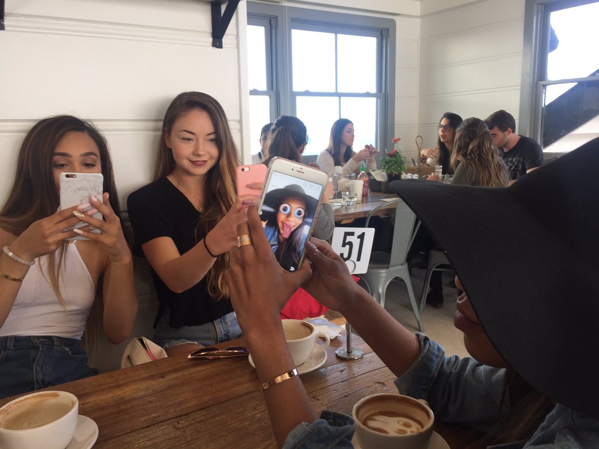 Teala Dunn desktop Wallpapers