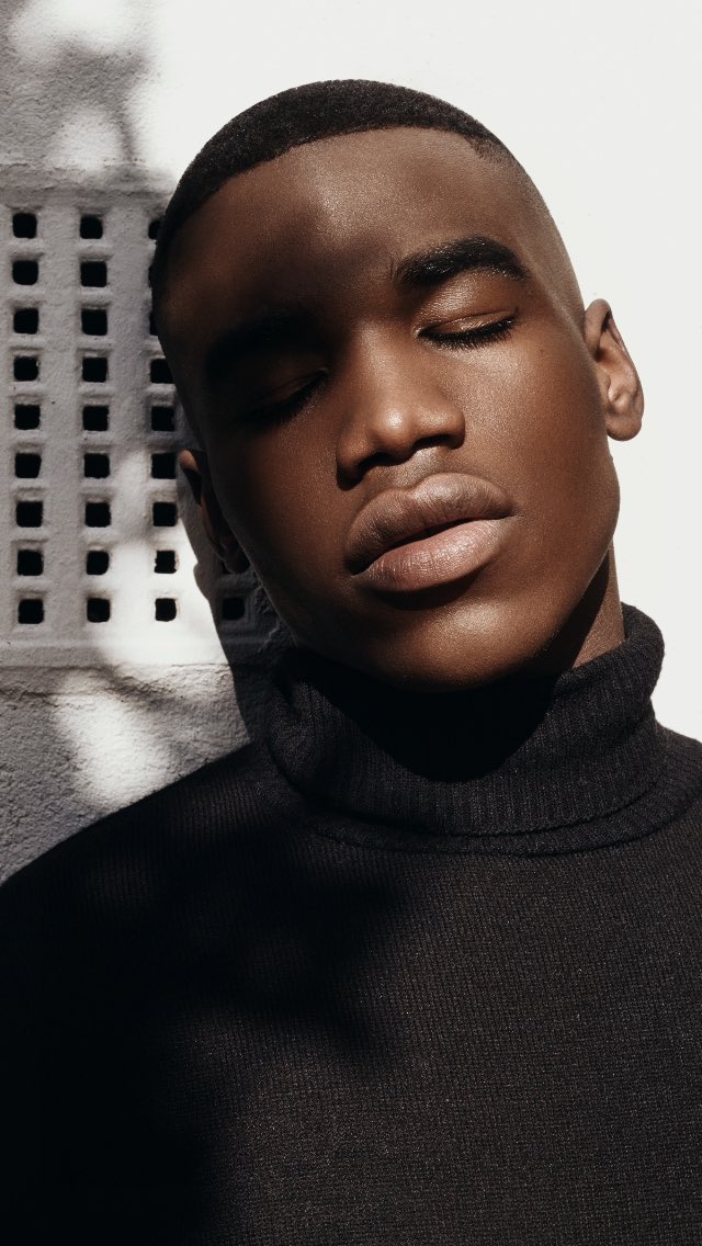 condrycalvmlilo's tweet image. @ike_nwachukwu i just deeped u look like @Skepta . I could just say i shot Skepta for my #blackboys/girls project 😅