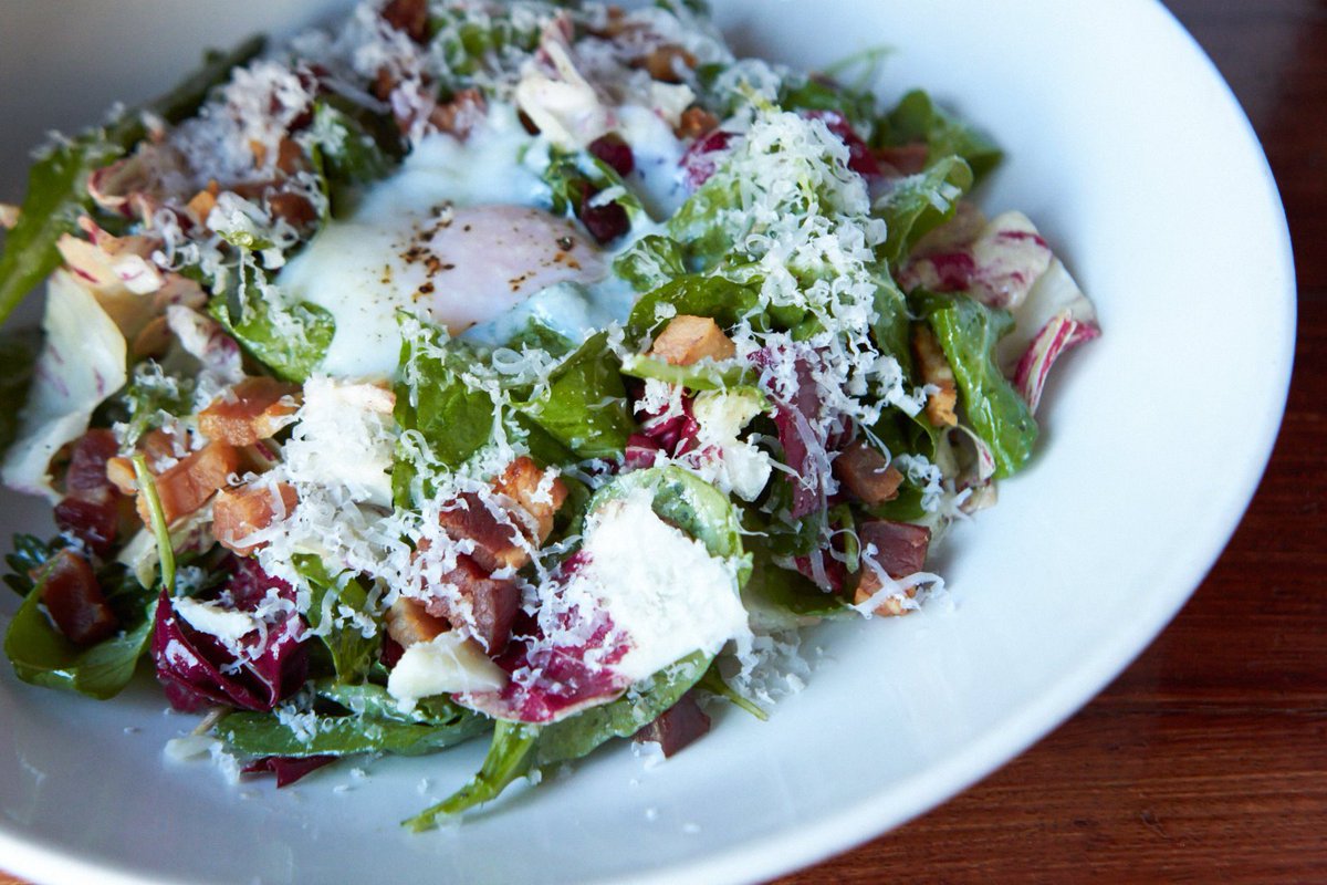 Zerozerosf's tweet image. Chicory, Bacon, Croutons and a Tasty Tasty Taleggio Vinaigrette!