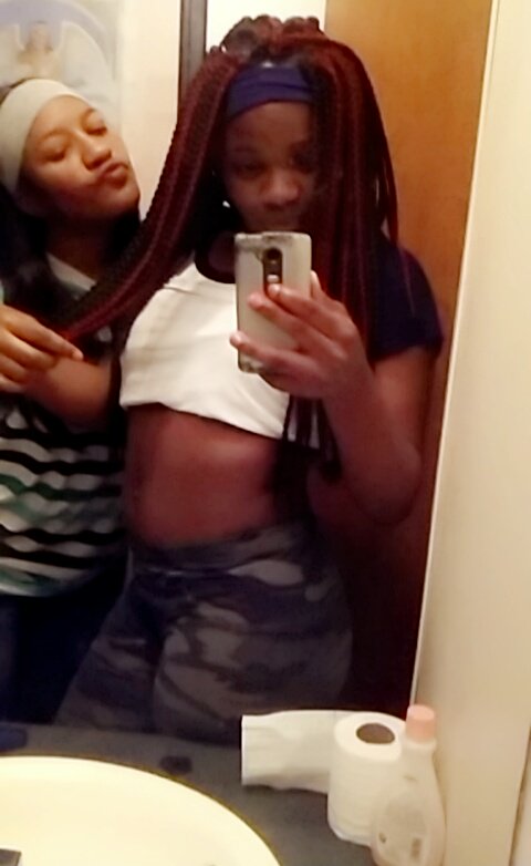 Bossiemhee's tweet photo. Me and Mii Frand🔐💞💯🙌🏾 https://t.co/TC7wxOdxON