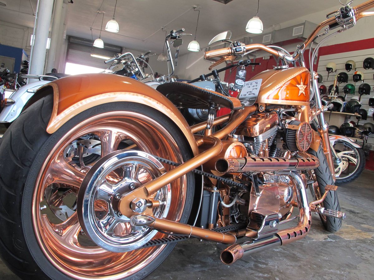 HouseOfThunderU's tweet photo. Another look at our @harleydavidson #CopperBike. #hotUSA #miami #sobe #bikerental #bikesales #bikerepair https://t.co/npWmbf3YFu