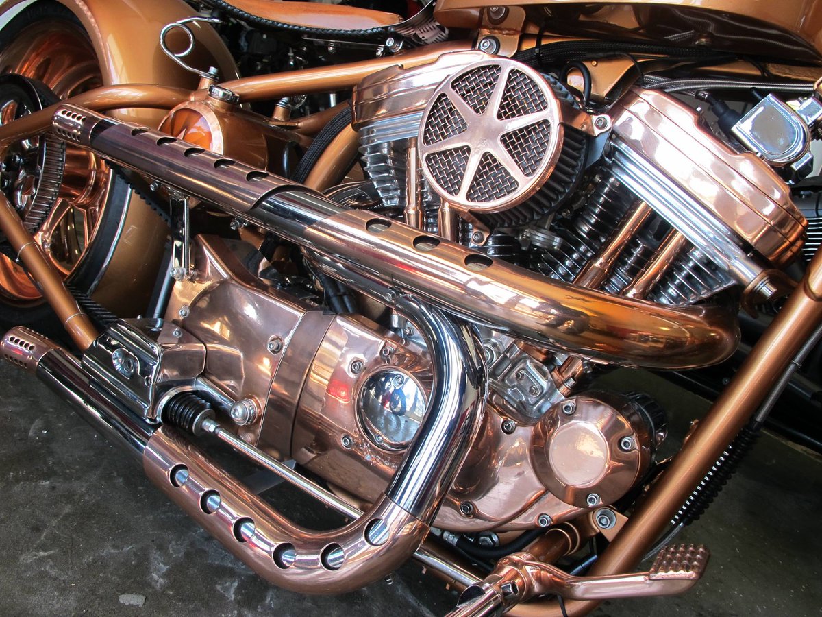 HouseOfThunderU's tweet photo. Another look at our @harleydavidson #CopperBike. #hotUSA #miami #sobe #bikerental #bikesales #bikerepair https://t.co/npWmbf3YFu