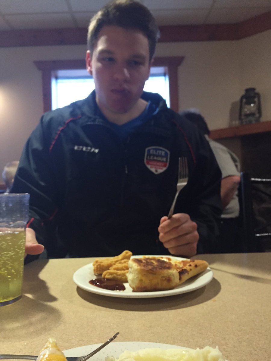 Carter26_Cole6's tweet photo. New comer to the DR.....big day for him @williamhammer17 https://t.co/adCG2KyMoH