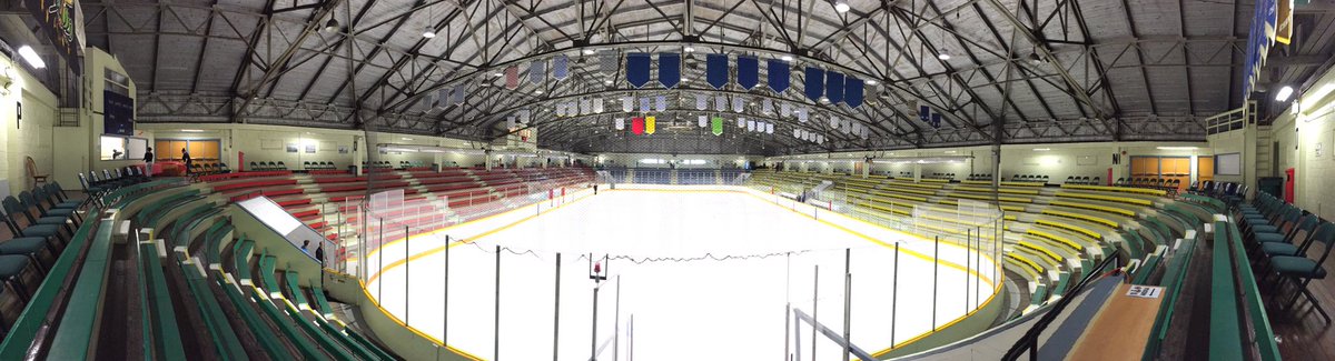 KTWonBLAZERS's tweet photo. Here's what she looks like, the calm before the storm. #MayhemAtMemorial #Kamloops https://t.co/8iTbmSgyIp