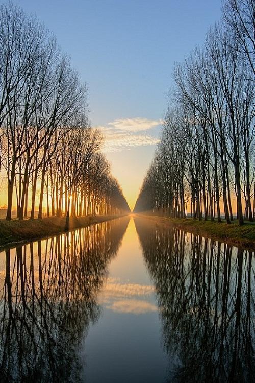 BeautifulLands's tweet photo. Perfect Reflection https://t.co/1pLZIPh9p4