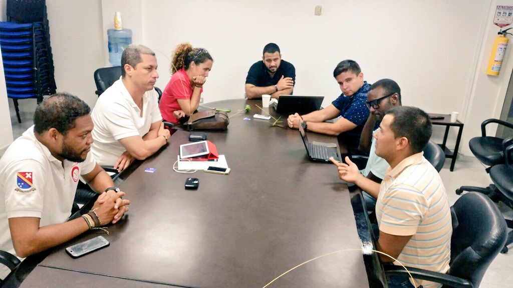 AppscoMacondo's tweet photo. El tercer grupo del día @safecitynow en la isla de #SanAndrés en seguimiento con @Ministerio_TIC @AppsCo https://t.co/qKqVBshWNv