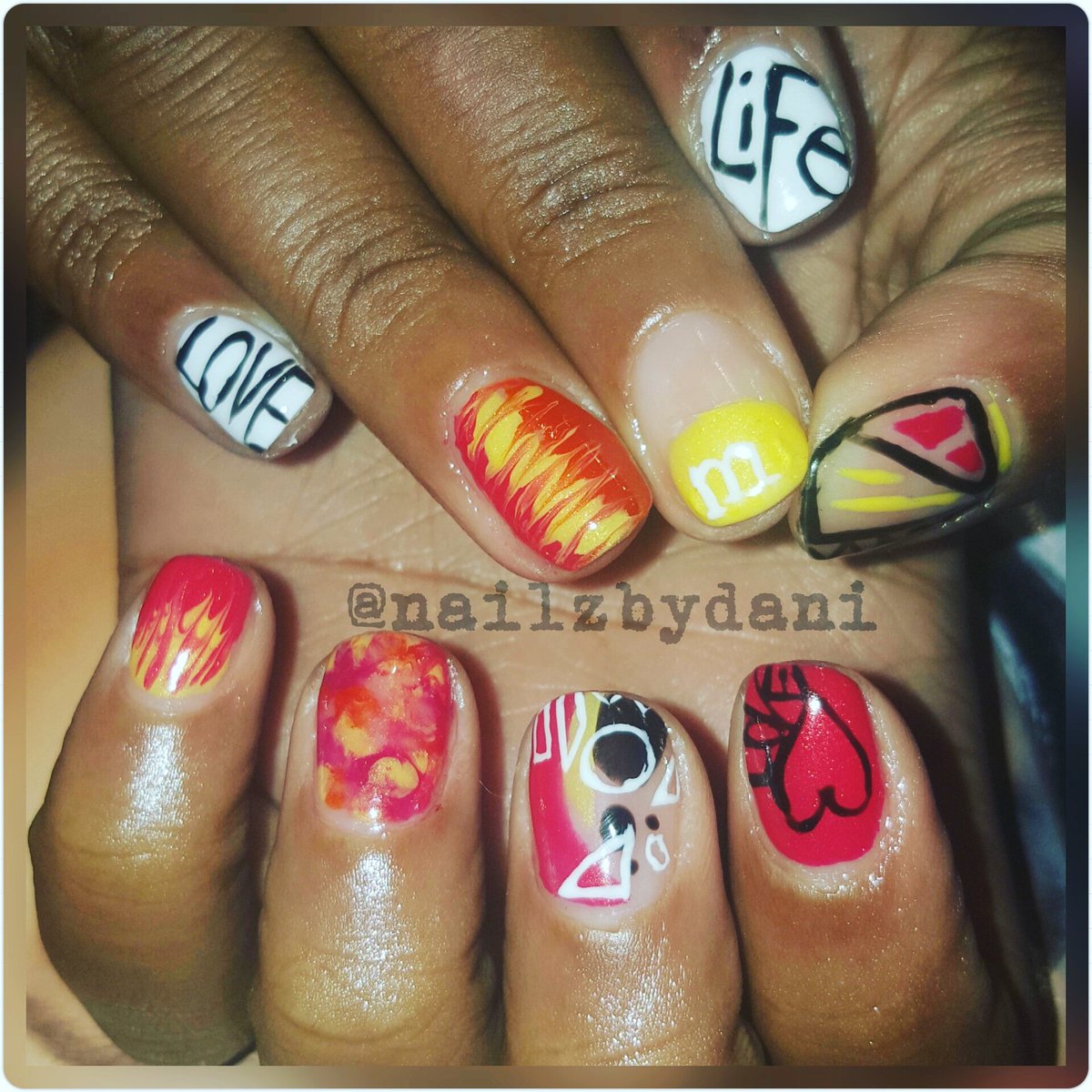 danilovejones's tweet photo. @CNDWorld #shellacnails #nailzbydani #popupmanibydani #daninash #danicure https://t.co/VDTPnx1YR2