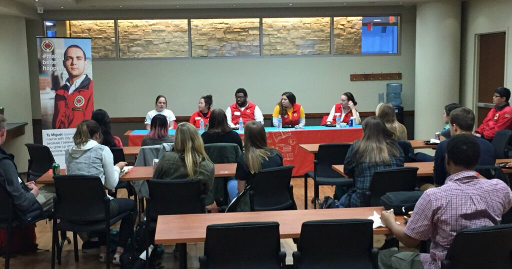 lukeheld's tweet image. Thanks to the @CityYearMKE #AmeriCorps members who shared their experience with some future corps members @UWMadison