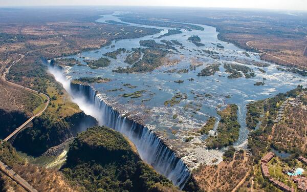 ColorfulScapes's tweet photo. Victoria Falls in Zimbabw https://t.co/YYVTdEUvbW