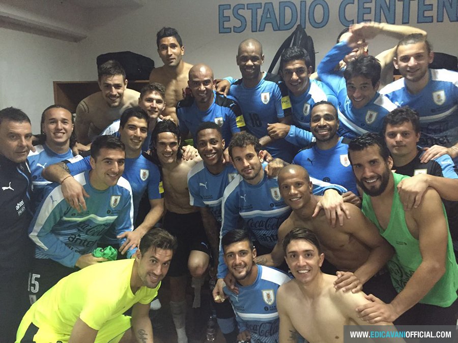 Gracias a Dios se lograron puntos importantes, a disfrutarlos con humildad Felicidades a todos. Uruguay Carajoooo 🇺🇾