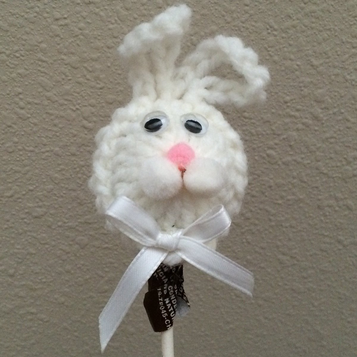 LKnittingCorner's tweet photo. https://t.co/7xQlUDasl7 #crochet #bunny #easter #easterbasket #easterbunny #crochetbunny #freepattern #bunnypattern https://t.co/8zXarjM62v