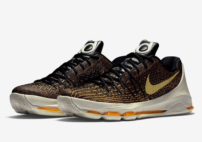 KicksBlowRetail's tweet image. #OfficialLook at the Nike KD 8 “Sabertooth Tiger”. Dropping this Thursday, Mar. 31st