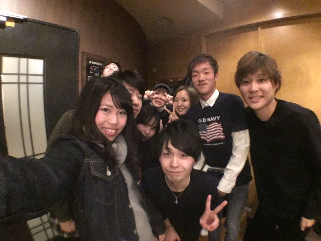 hkchn_773's tweet photo. 送別会よすぎた!!
社会人なっても遊びましょう😊
#sharingroom
#RAGEBLUE https://t.co/EZkJTaFTGz