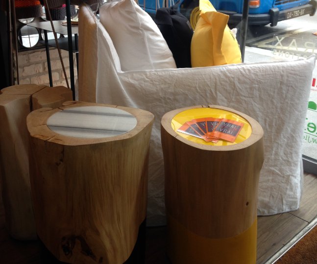Vrai2V's tweet image. Nos totems chez BEA Factory, LA boutique déco de Neuilly !#decoration